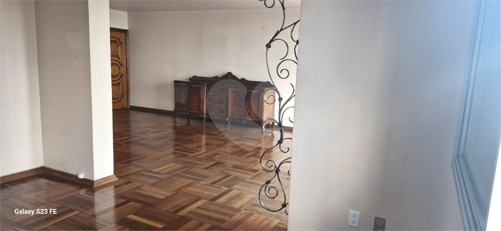 APARTAMENTO em SANTANA