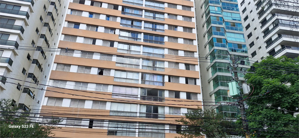 APARTAMENTO em SANTANA