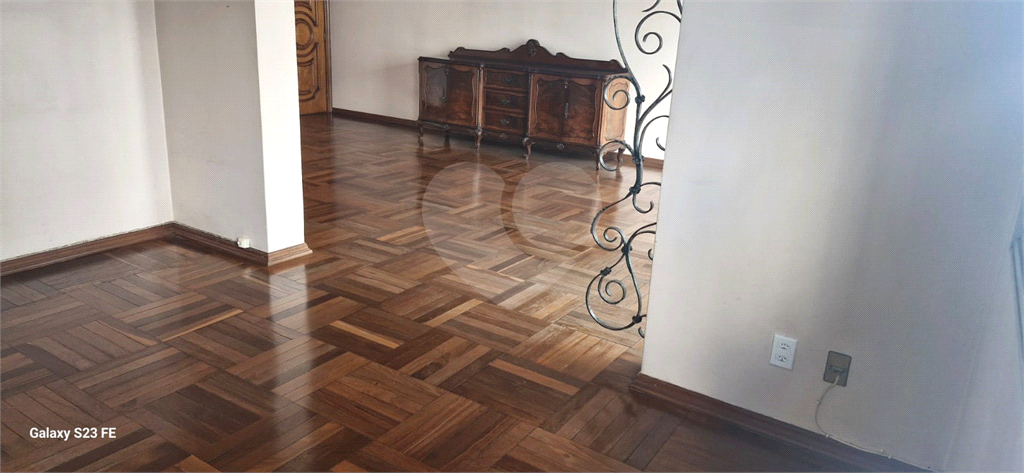 APARTAMENTO em SANTANA