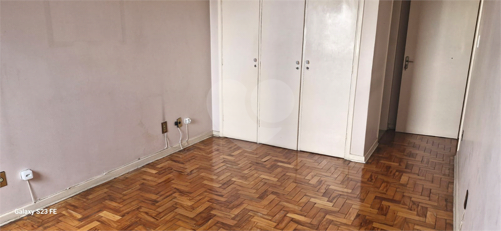 APARTAMENTO em SANTANA