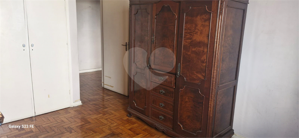 APARTAMENTO em SANTANA