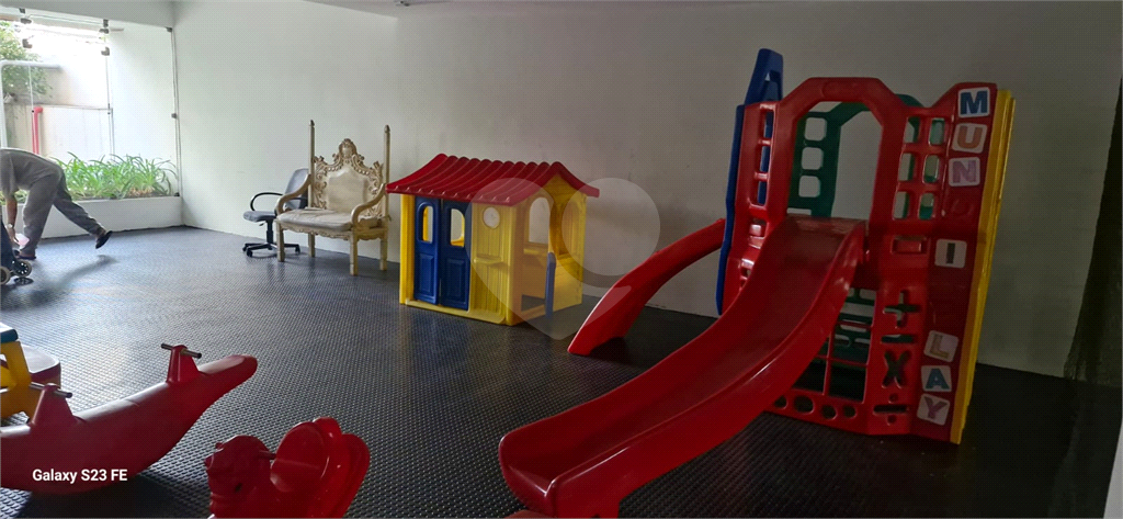 APARTAMENTO em SANTANA
