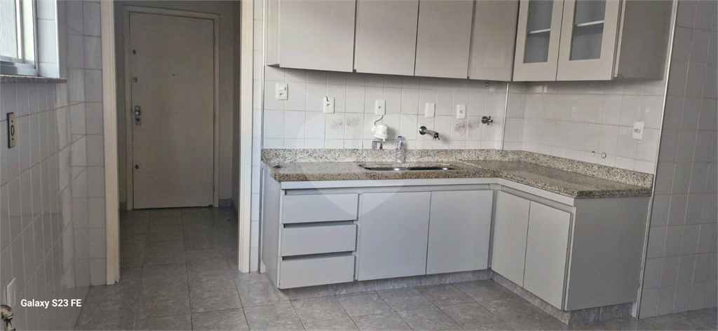 APARTAMENTO em SANTANA