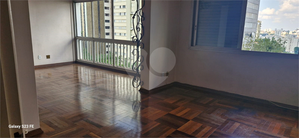 APARTAMENTO em SANTANA