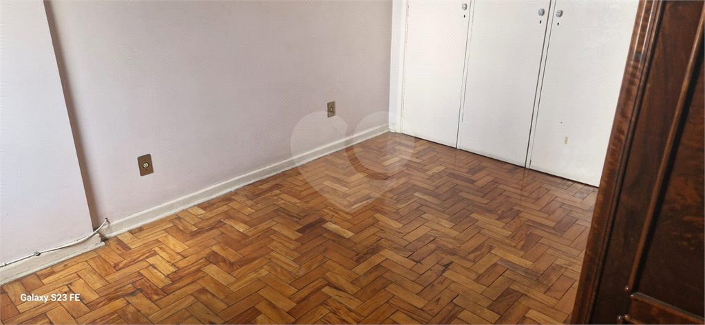 APARTAMENTO em SANTANA