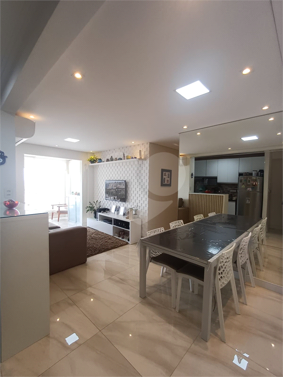 Apartamento com varanda gourmet, 2 dormitórios e 2 vagas em Santana, São Paulo - SP