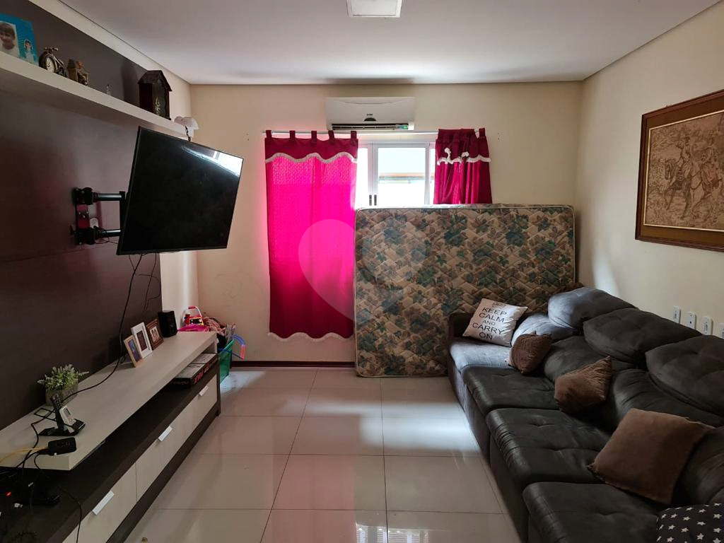 Casa de Condomínio à venda e aluguel com 4 quartos, 326m² - Foto 24