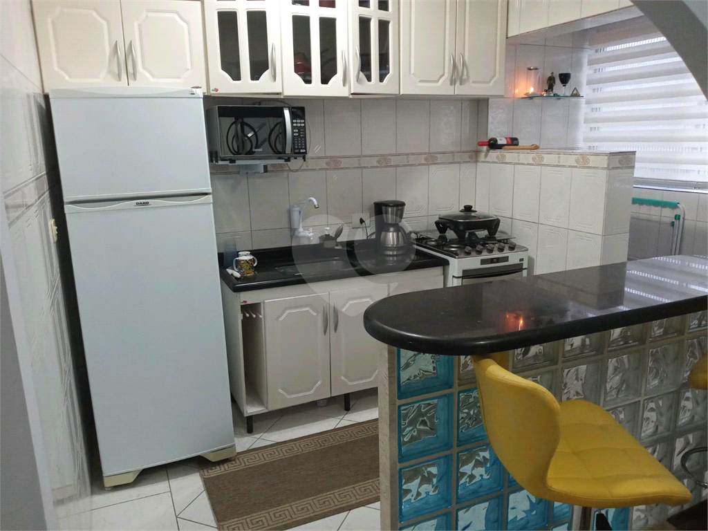 Apartamento de 1 quarto a venda na Aviação em Praia Grande por R$ 210.000,00