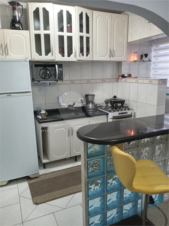 Apartamento de 1 quarto a venda na Aviação em Praia Grande por R$ 210.000,00
