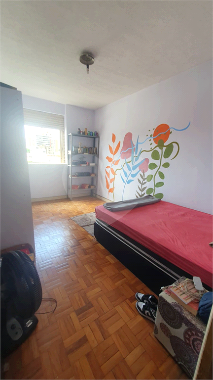 Apartamento à venda com 3 quartos, 75m² - Foto 16