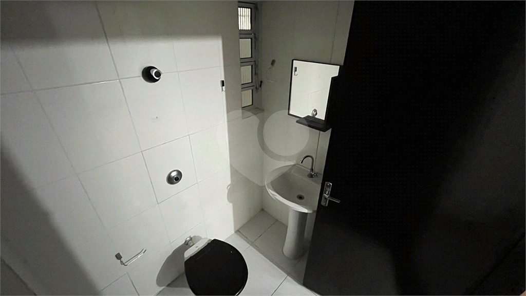 Apartamento no Cambuci (Ed. Condomínio Jardim Tropical)