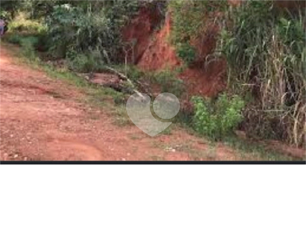 Terreno a Venda em Cotia/SP