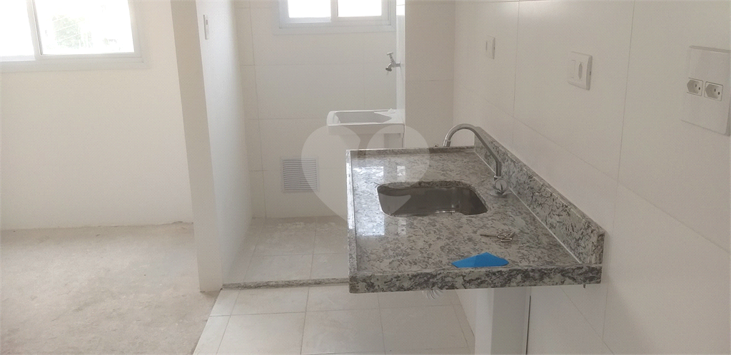 Apartamento à venda com 1 quarto, 28m² - Foto 6