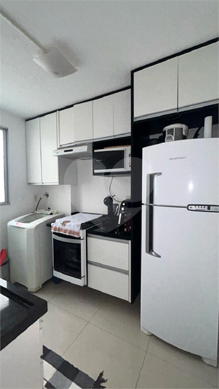 Apartamento à venda com 2 quartos, 47m² - Foto 2