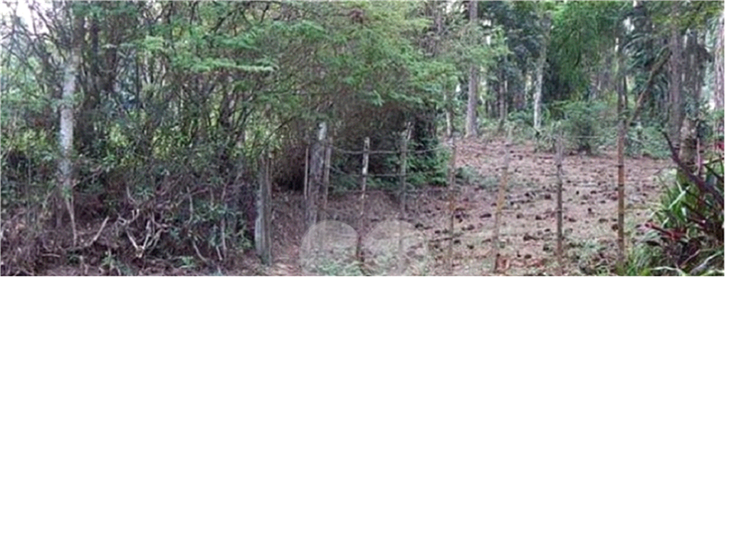 Terreno a venda em Cótia
