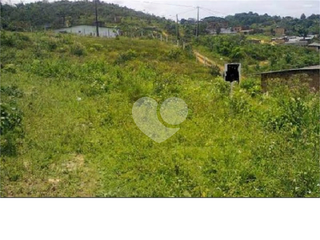 Terreno a venda em Cótia