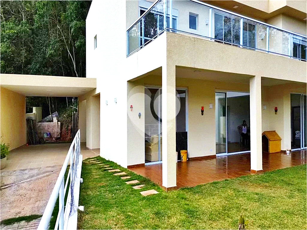 Casa de Condomínio à venda com 4 quartos, 400m² - Foto 11