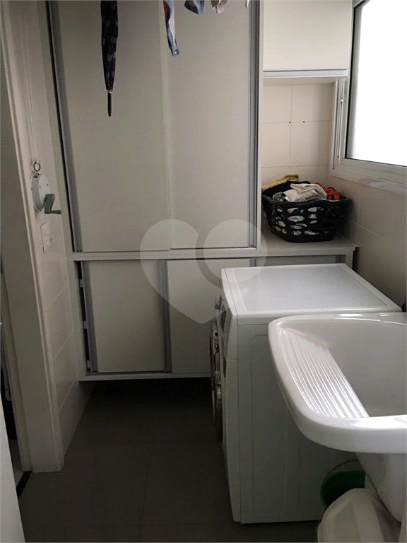 Apartamento à venda com 3 quartos, 110m² - Foto 17