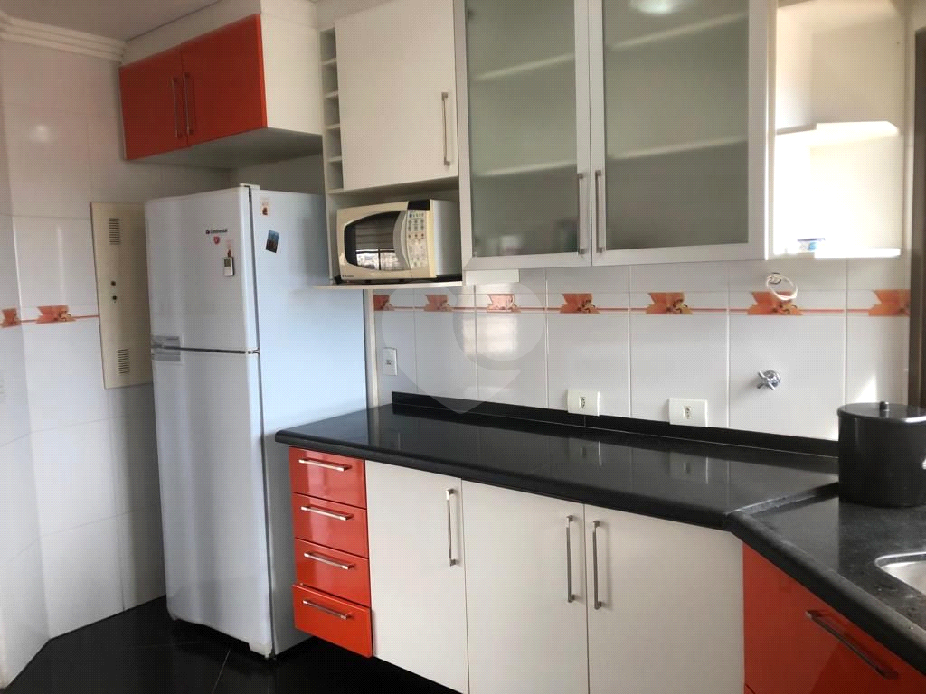 APARTAMENTO em VILA PRUDENTE