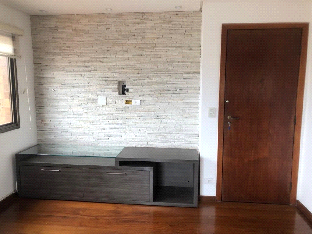APARTAMENTO em VILA PRUDENTE