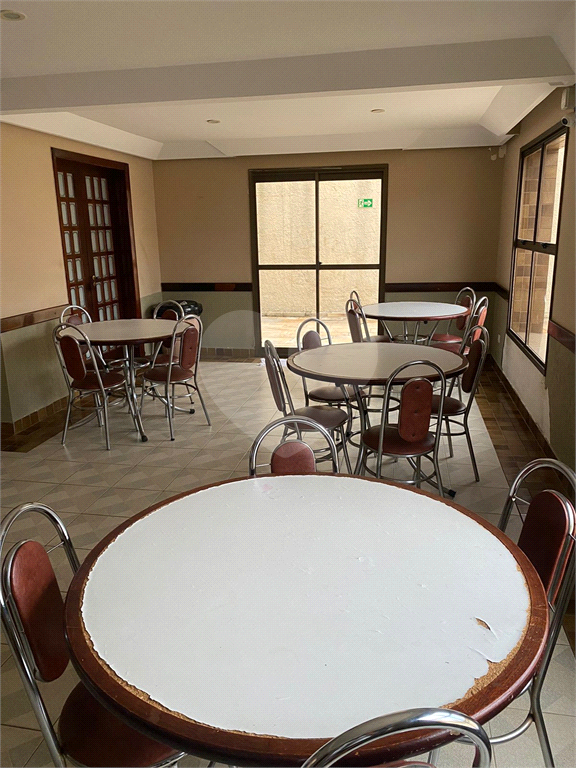 APARTAMENTO em VILA PRUDENTE