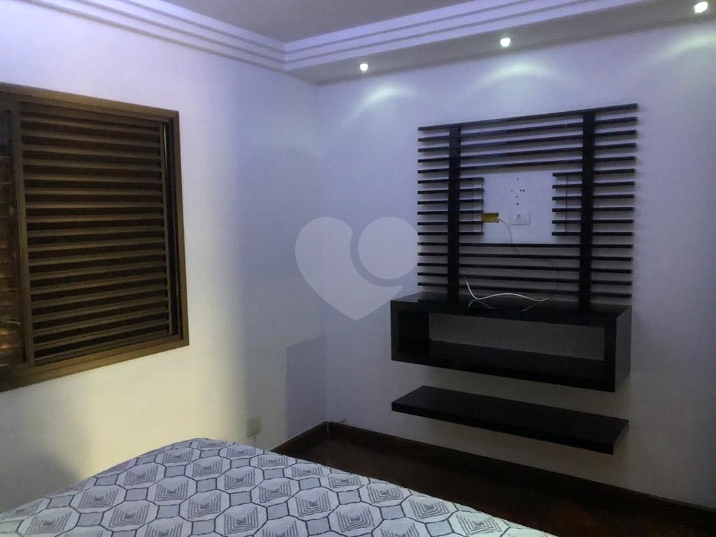 APARTAMENTO em VILA PRUDENTE