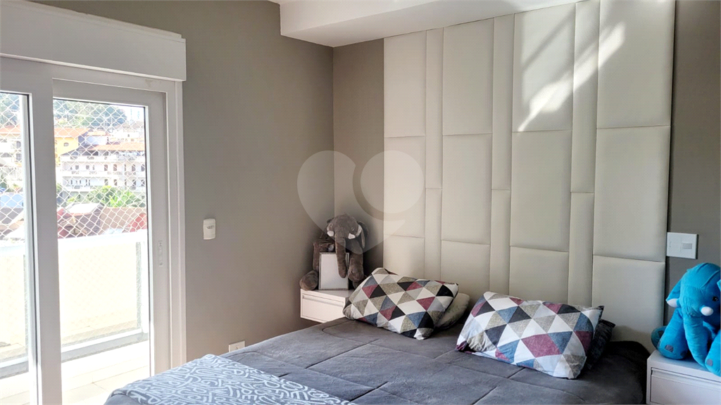 APARTAMENTO em VILA ROSÁLIA