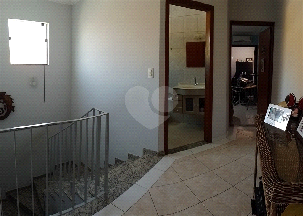 oportunidade Única! Sobrado Espetacular de 3 Quartos na Vila Clarice