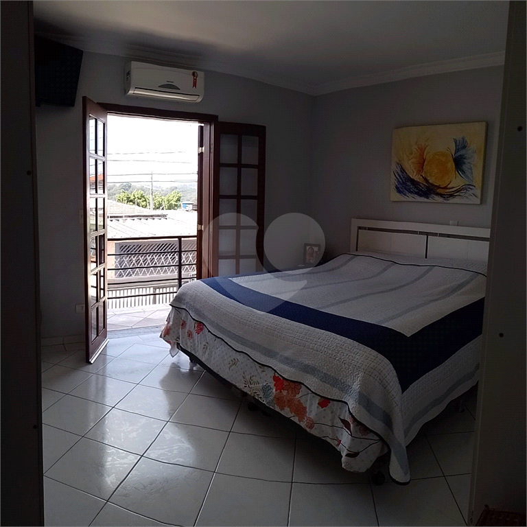 oportunidade Única! Sobrado Espetacular de 3 Quartos na Vila Clarice