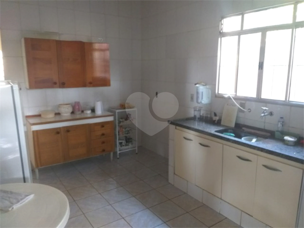 Casa à venda com 3 quartos, 120m² - Foto 3