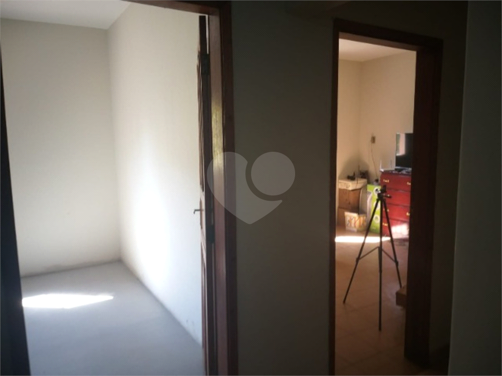 Casa à venda com 3 quartos, 120m² - Foto 4