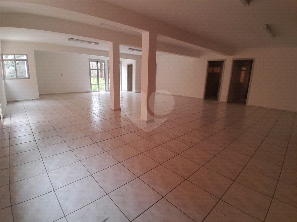 Casa à venda e aluguel com 4 quartos, 490m² - Foto 12