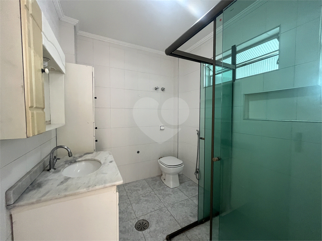 Apartamento com 2 dormitorios na Barra Funda