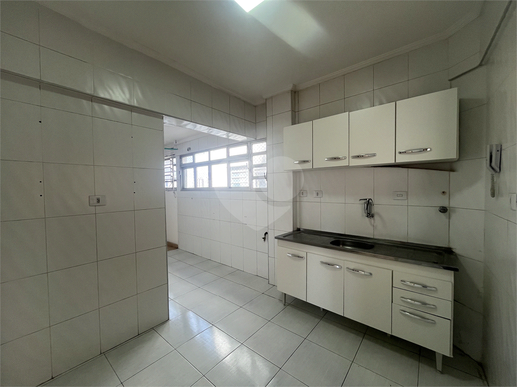 Apartamento com 2 dormitorios na Barra Funda