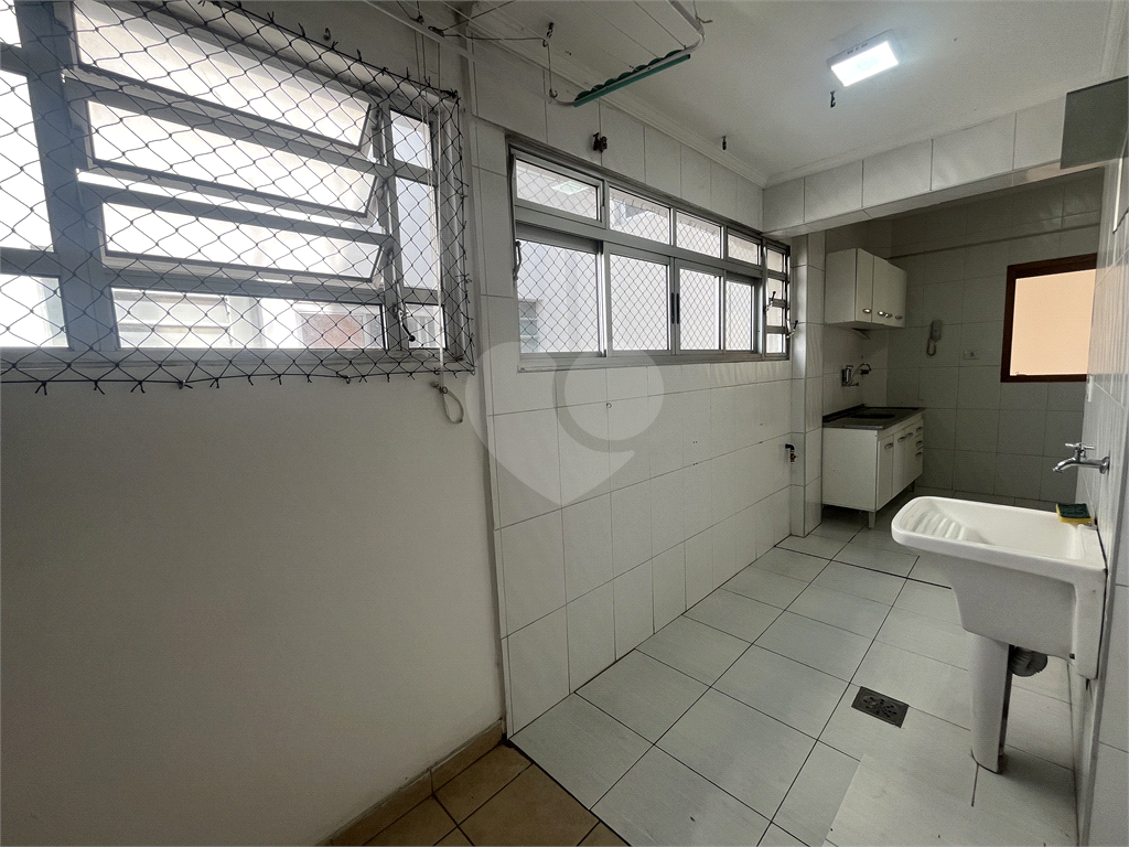 Apartamento com 2 dormitorios na Barra Funda