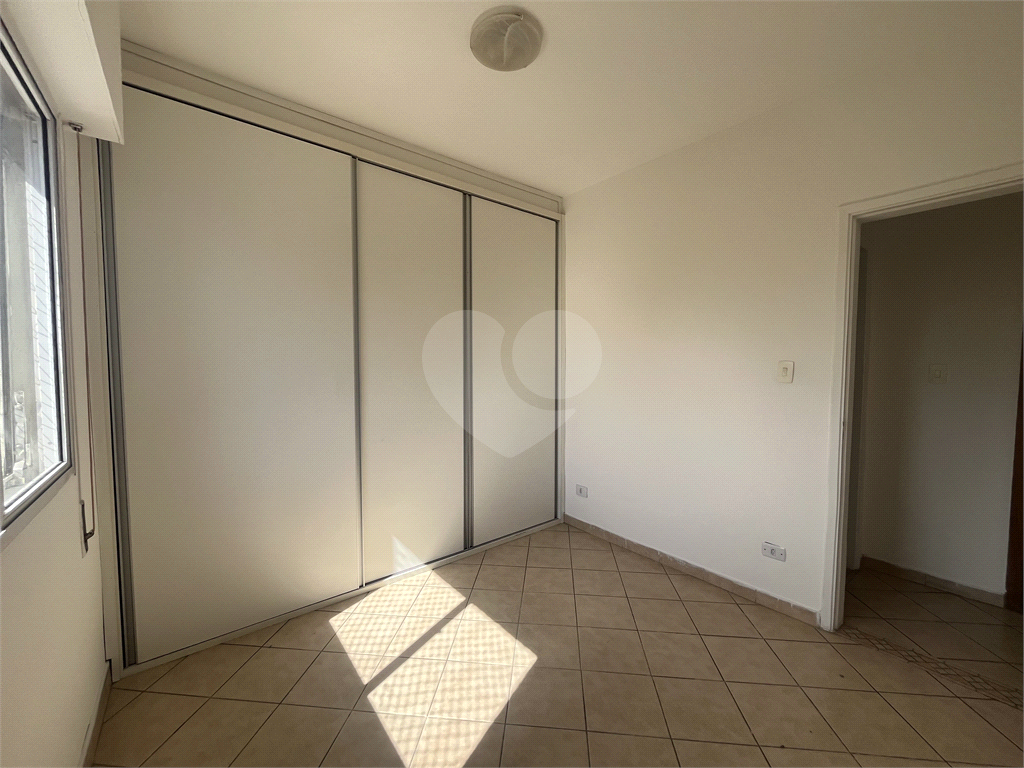 Apartamento com 2 dormitorios na Barra Funda