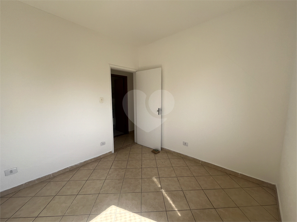 Apartamento com 2 dormitorios na Barra Funda