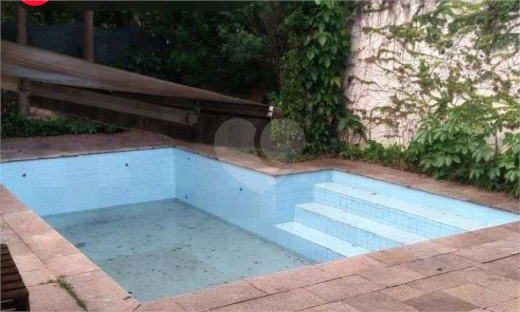 Terreno Residencial/Comercial em PINHEIROS com 550 m²