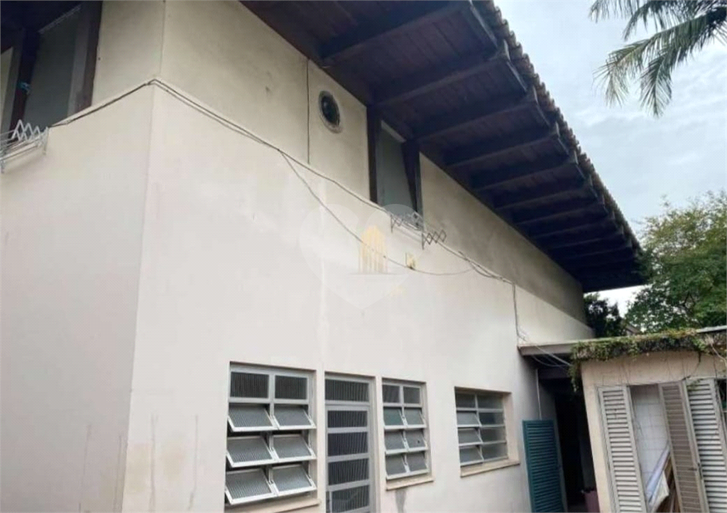 Terreno Residencial/Comercial em PINHEIROS com 550 m²