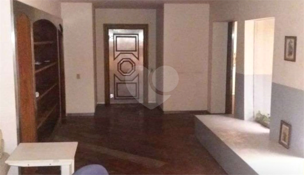 Terreno Residencial/Comercial em PINHEIROS com 550 m²