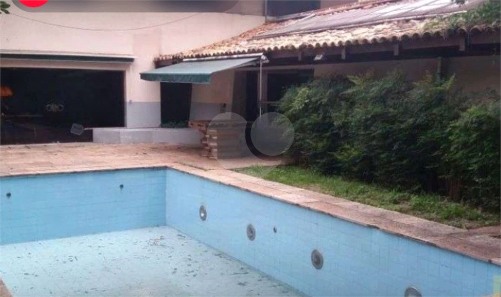 Terreno Residencial/Comercial em PINHEIROS com 550 m²