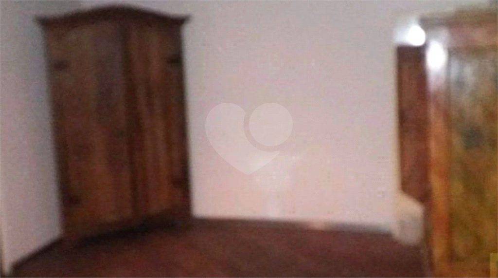Terreno Residencial/Comercial em PINHEIROS com 550 m²