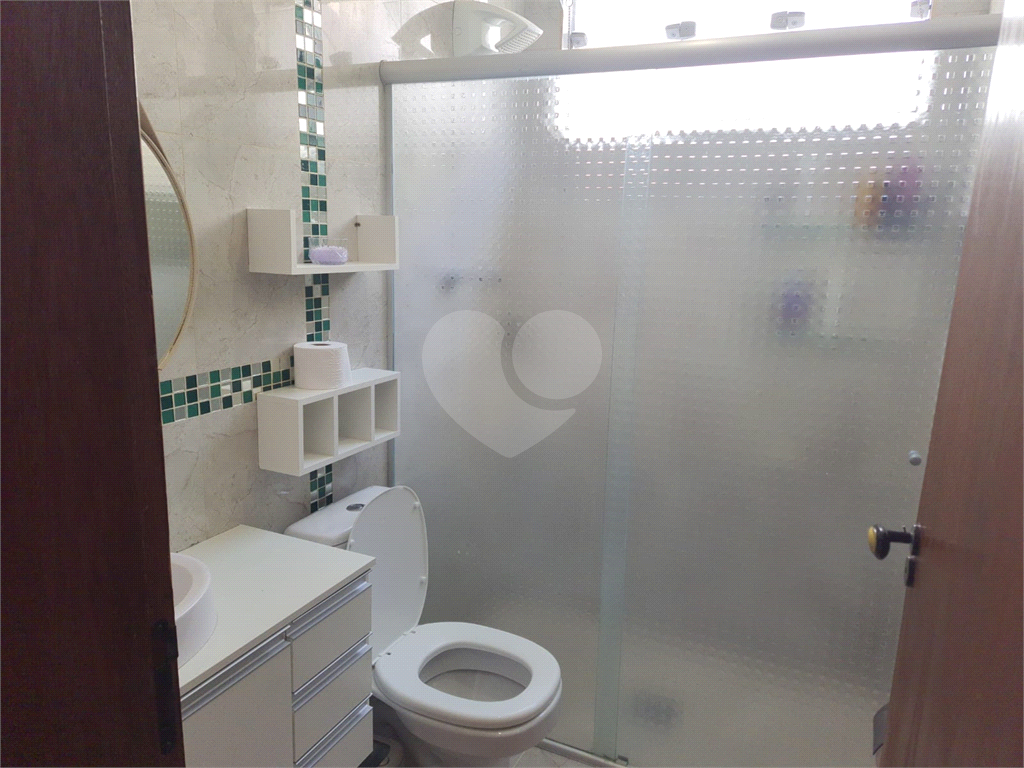 Casa à venda com 2 quartos, 128m² - Foto 11
