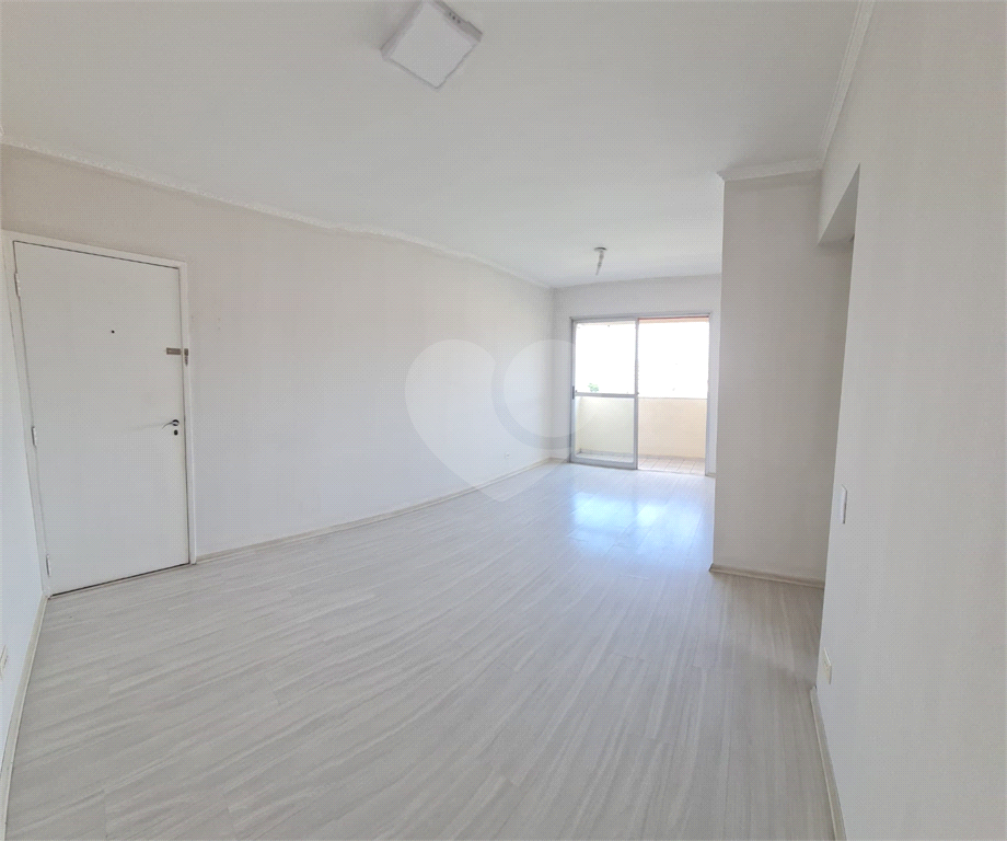 APARTAMENTO em TUCURUVI