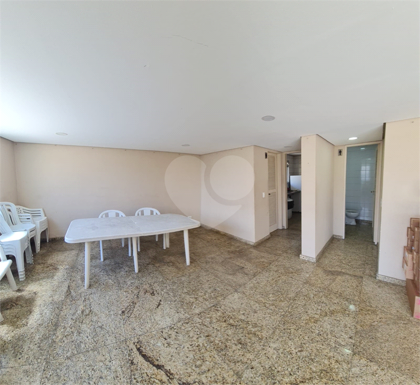 APARTAMENTO em TUCURUVI