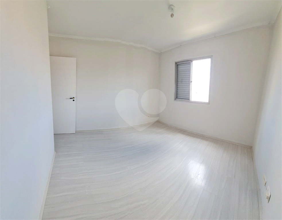 APARTAMENTO em TUCURUVI