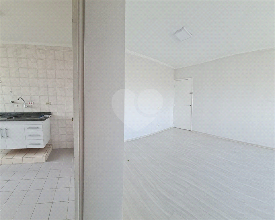 APARTAMENTO em TUCURUVI