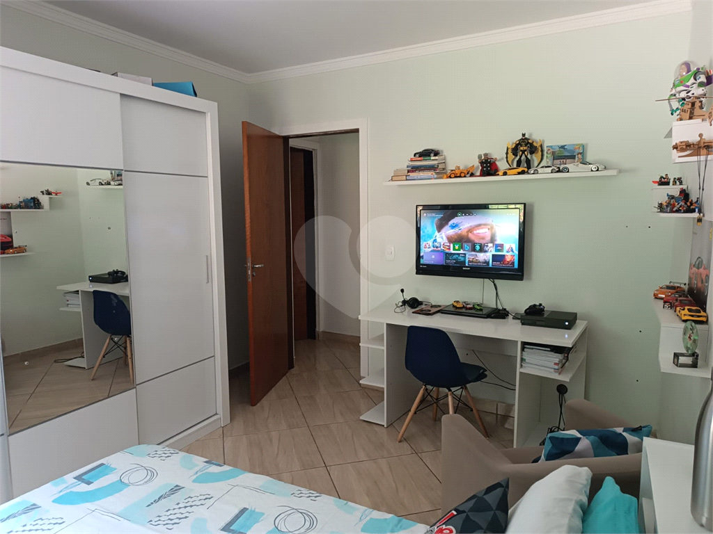 Casa de Condomínio à venda com 3 quartos, 200m² - Foto 15