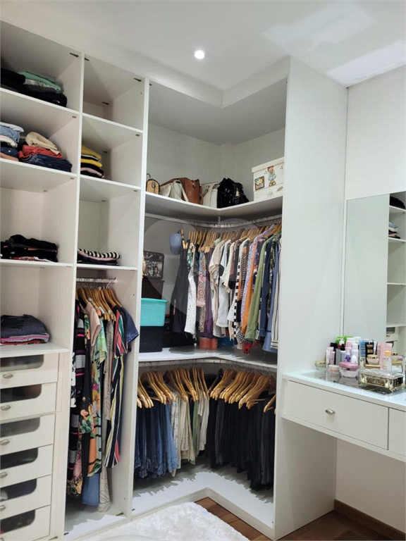 Casa de Condomínio à venda com 4 quartos, 400m² - Foto 31