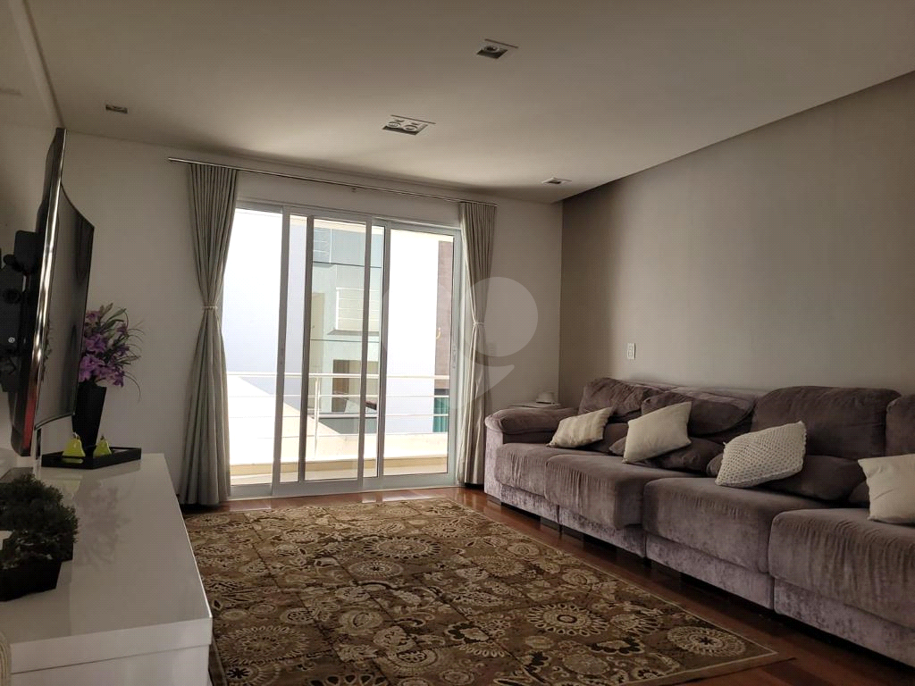 Casa de Condomínio à venda com 4 quartos, 400m² - Foto 3